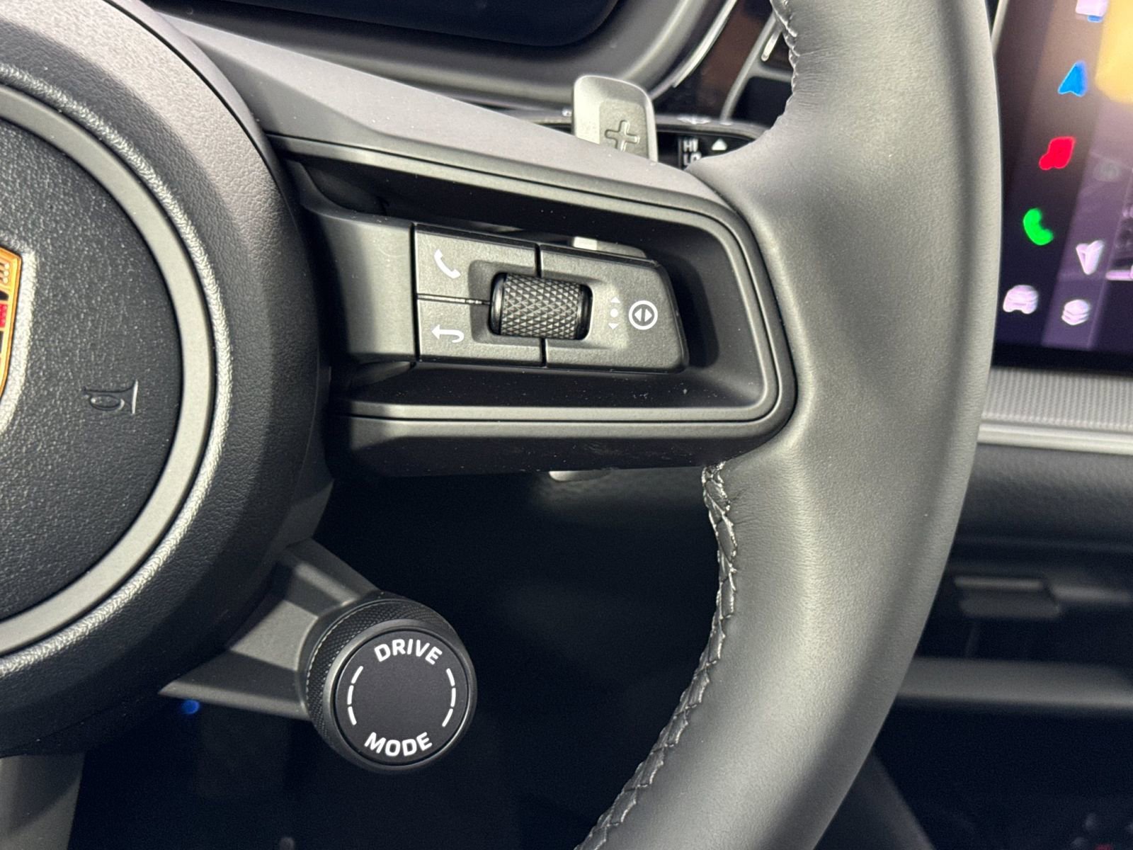 New 2026 Porsche Cayenne image 30