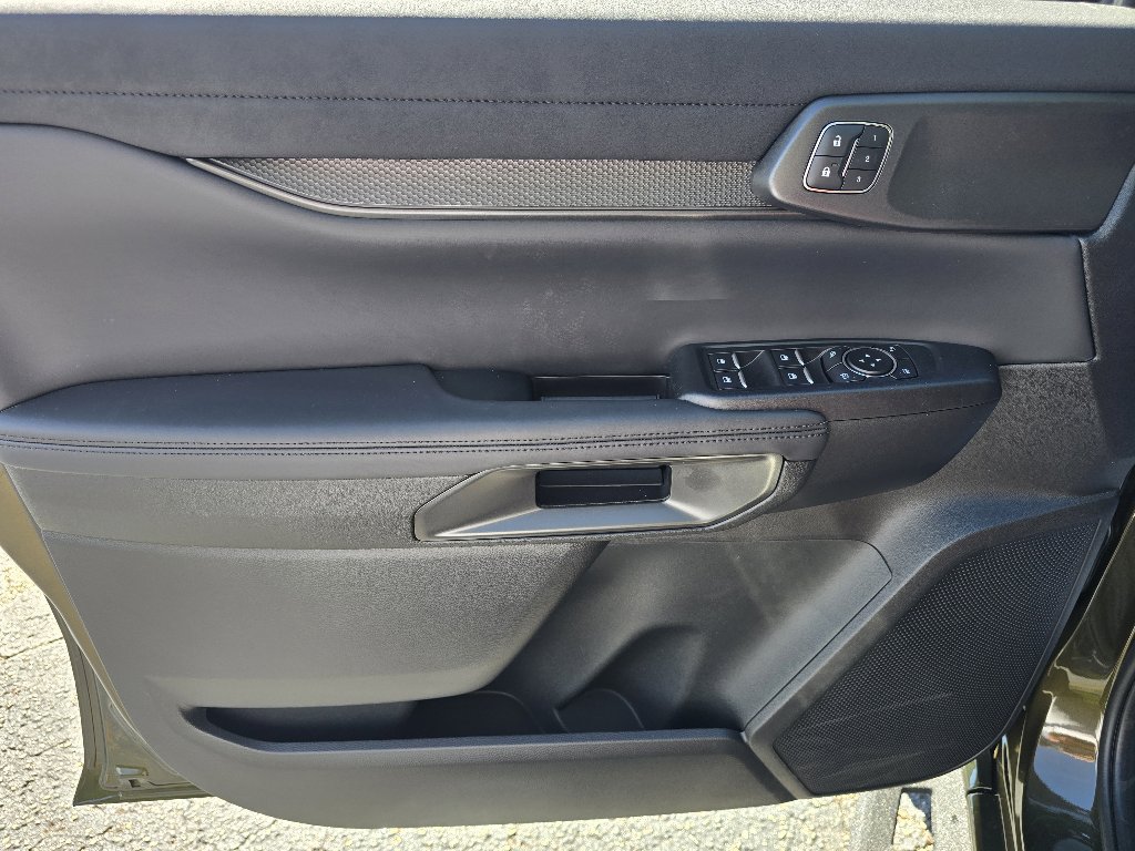 New 2025 Ford Ranger Raptor image 8