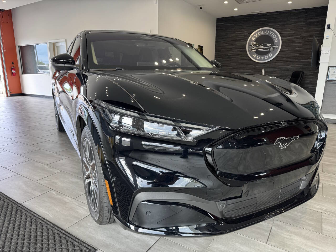 Used 2024 Ford Mustang Mach-E Premium image 3