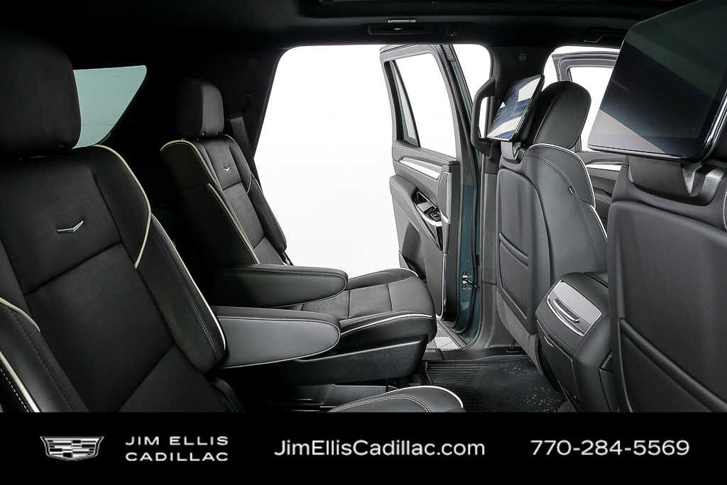 New 2026 Cadillac Escalade Luxury w/ Touring Package AWD/4WD image 24