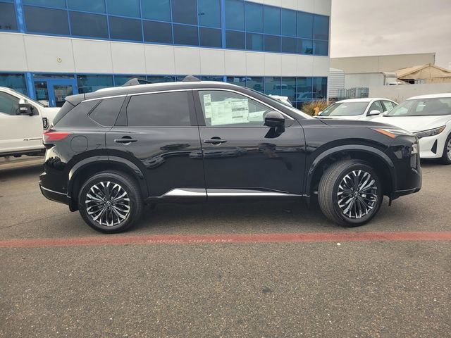 New 2026 Nissan Rogue Platinum w/ Platinum Premium Package image 4