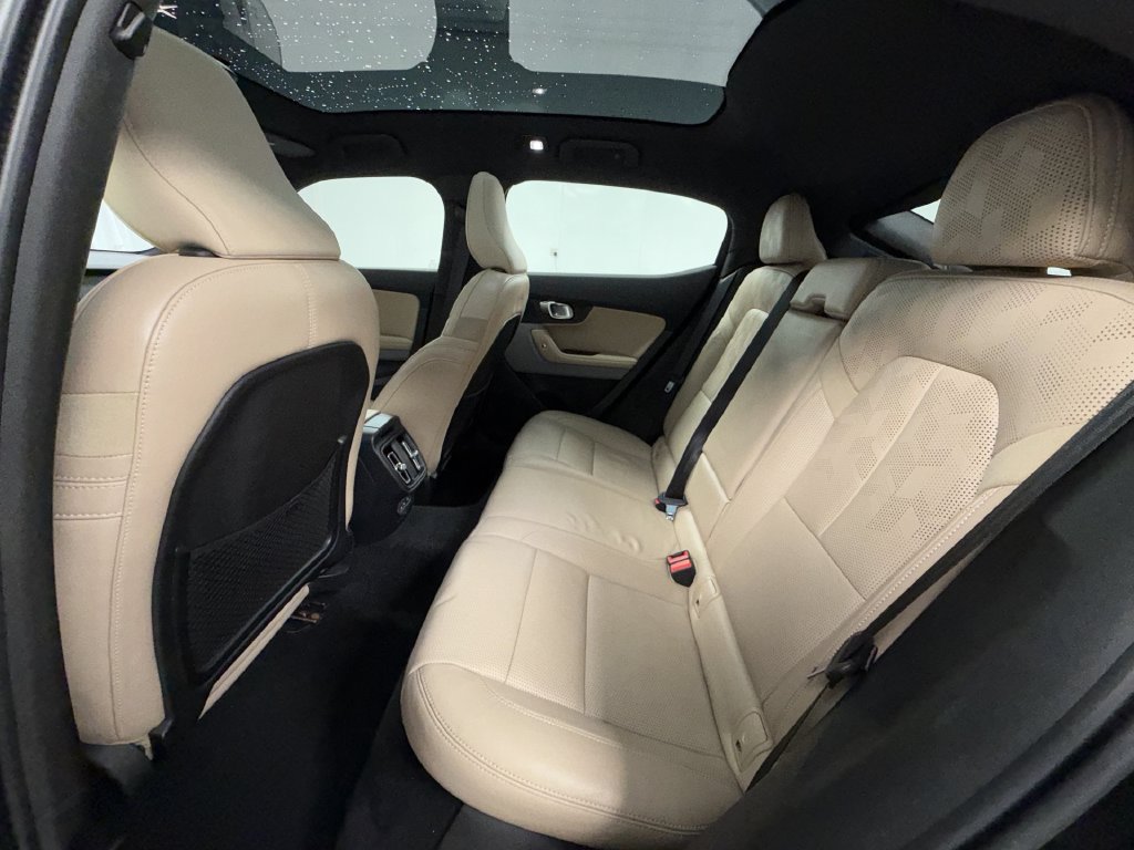 Used 2021 Polestar Polestar 2 AWD/4WD image 29