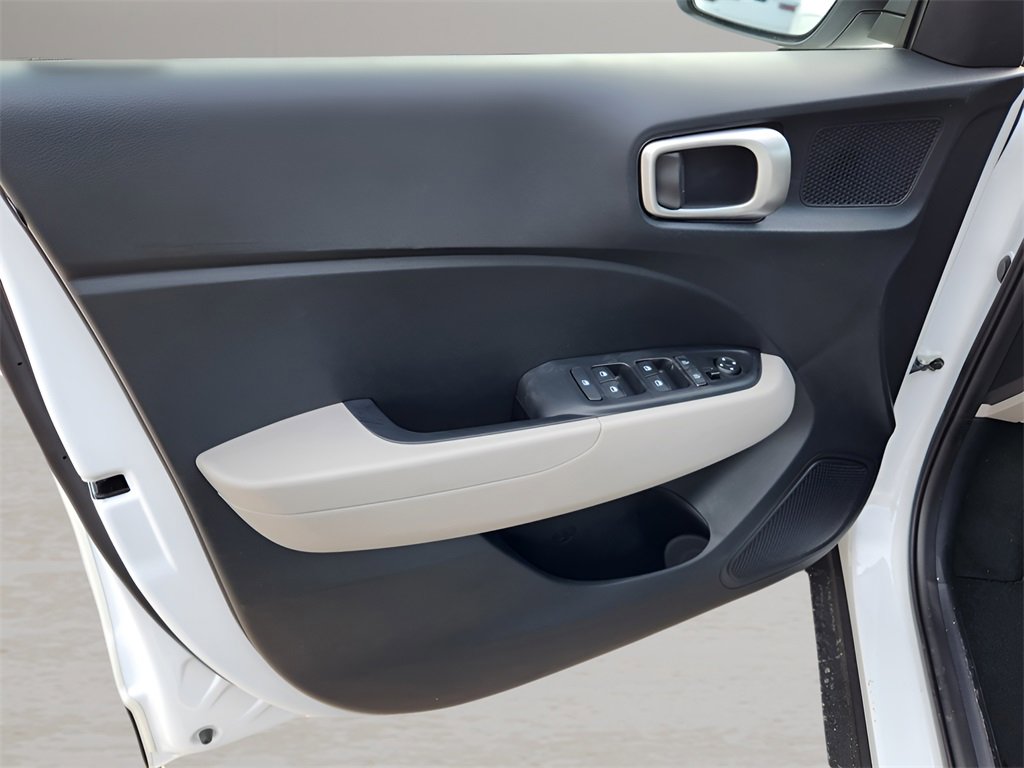 New 2026 Hyundai Venue SEL image 12