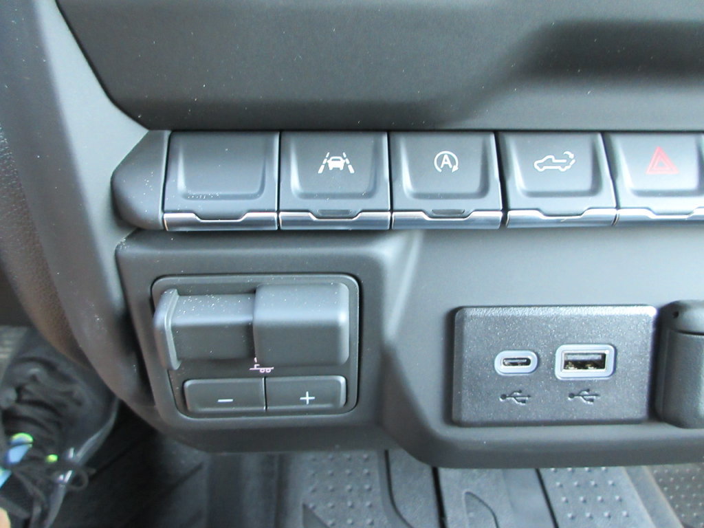 New 2026 Chevrolet Silverado 1500 Custom w/ Turbomax Blackout Package AWD/4WD image 30