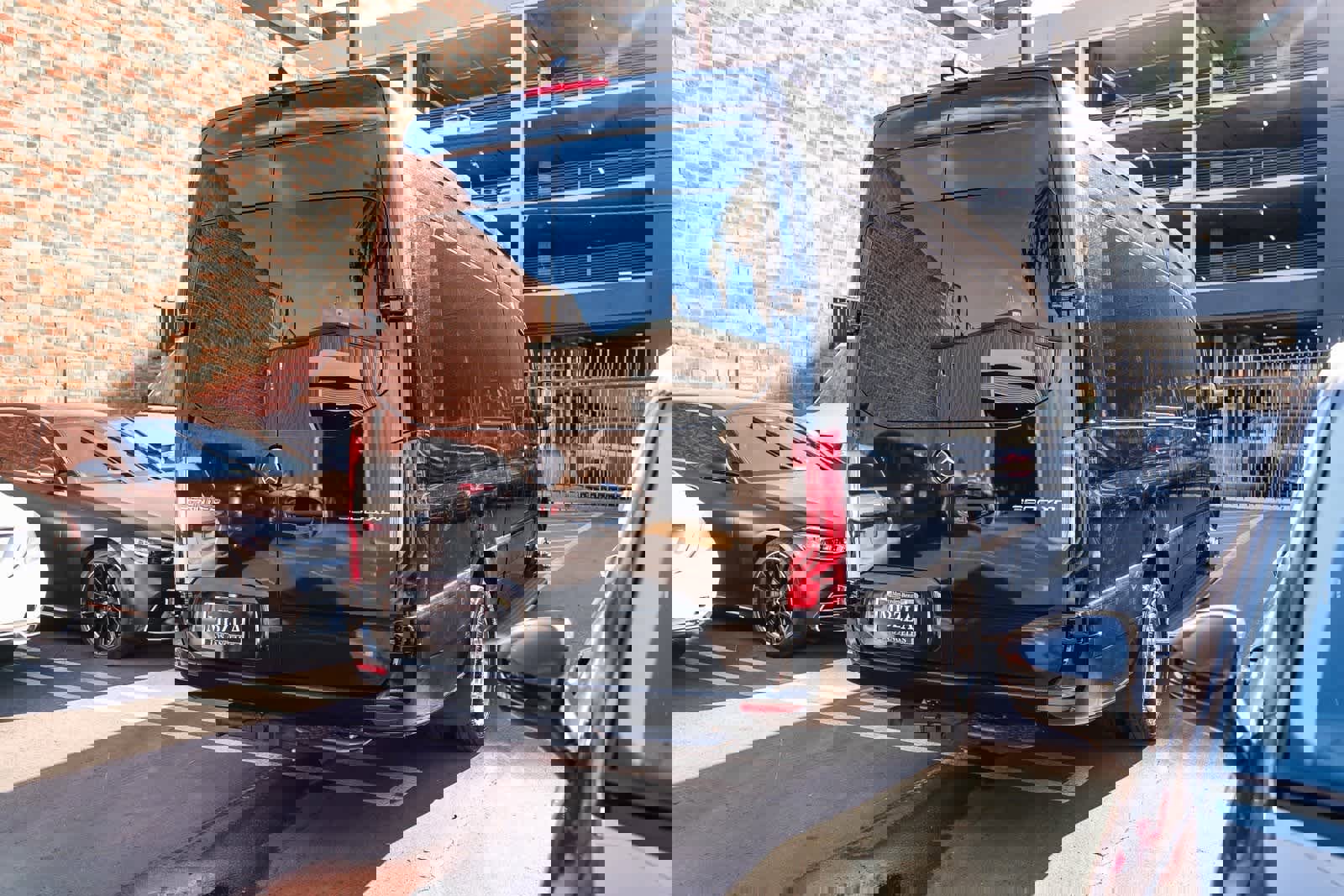 Used 2023 Mercedes-Benz Sprinter 3500 image 4