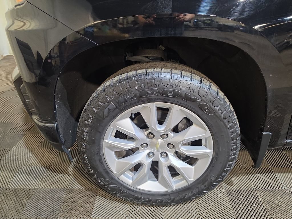 Used 2021 Chevrolet Silverado 1500 Custom AWD/4WD image 18