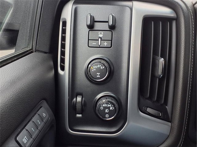 Used 2018 GMC Sierra 1500 SLT w/ SLT Premium Package image 11