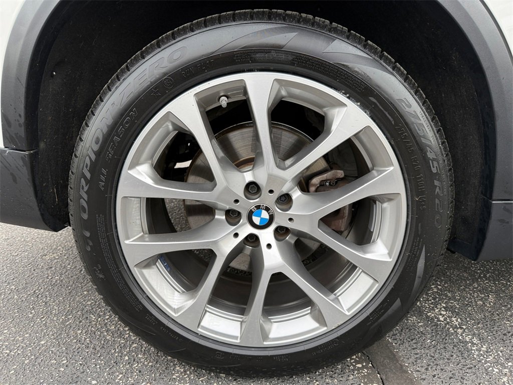 Certified 2024 BMW X5 xDrive40i w/ Premium Package image 17