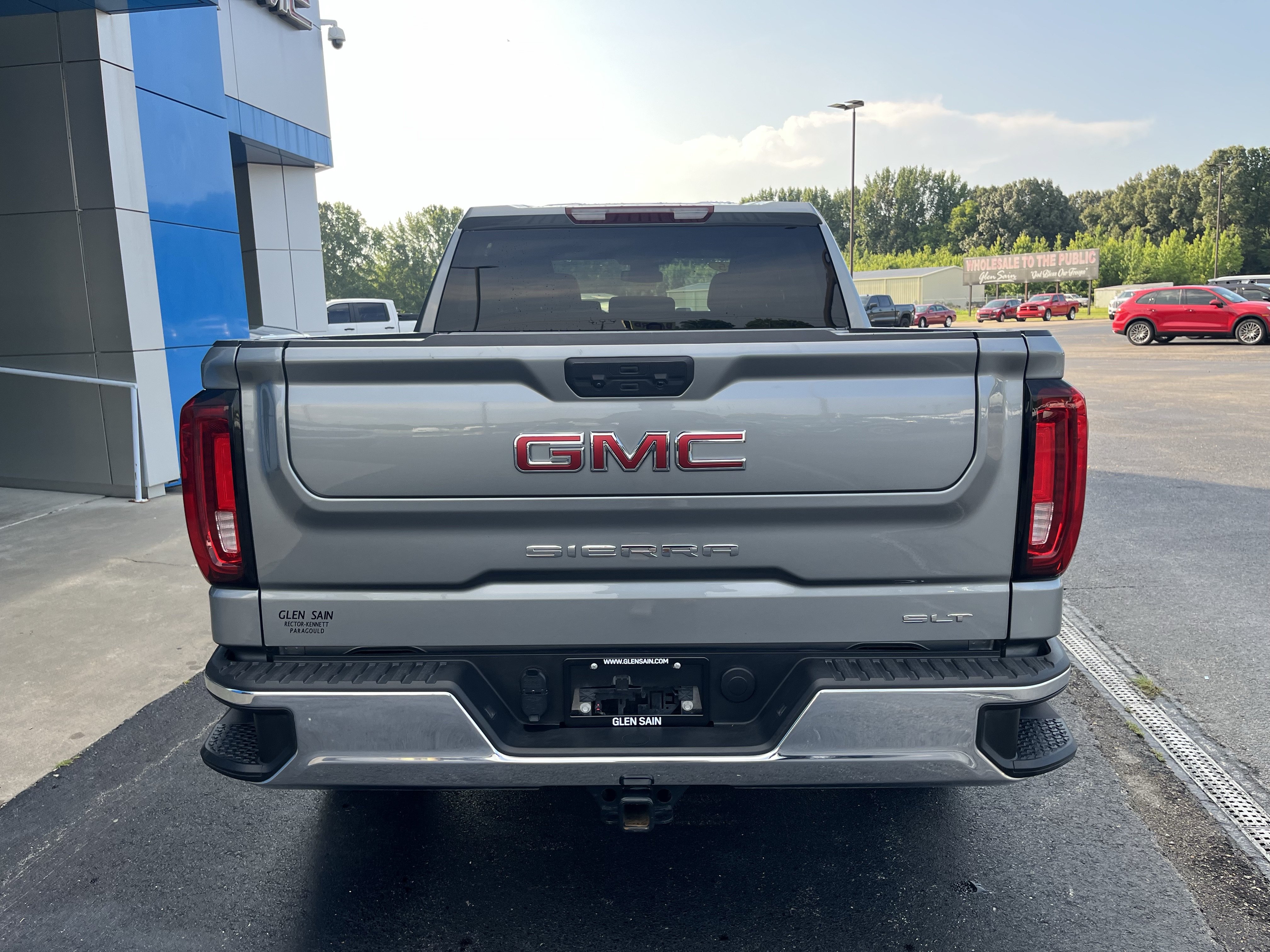 Used 2025 GMC Sierra 1500 SLT AWD/4WD image 6