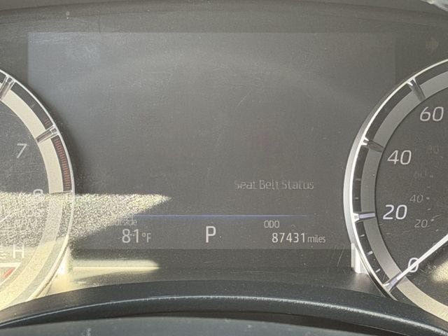 Used 2022 Toyota Highlander XSE FWD image 15