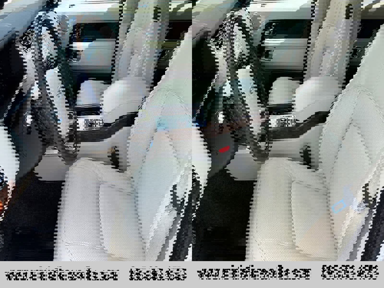 Used 2021 Land Rover Range Rover P525 Westminster Edition image 11