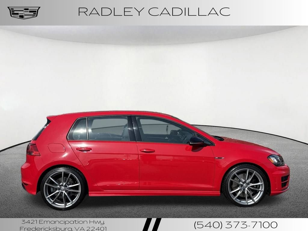 Used 2017 Volkswagen Golf 4-Door image 21
