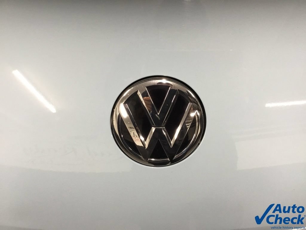 Used 2013 Volkswagen Beetle 2.5 FWD image 24