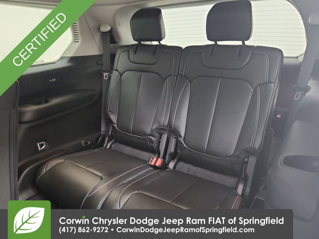 Used 2023 Jeep Grand Cherokee L Limited w/ Trailer Tow Group (B) AWD/4WD image 31