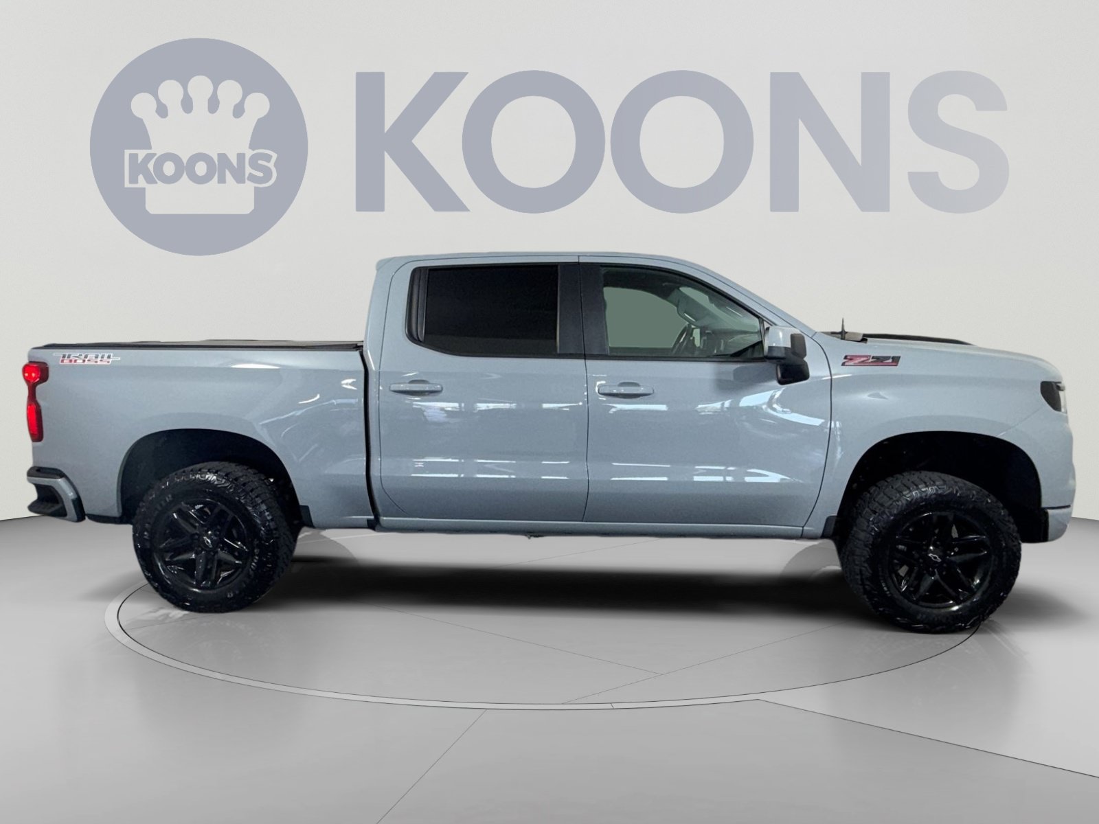 Used 2024 Chevrolet Silverado 1500 LT Trail Boss AWD/4WD image 8