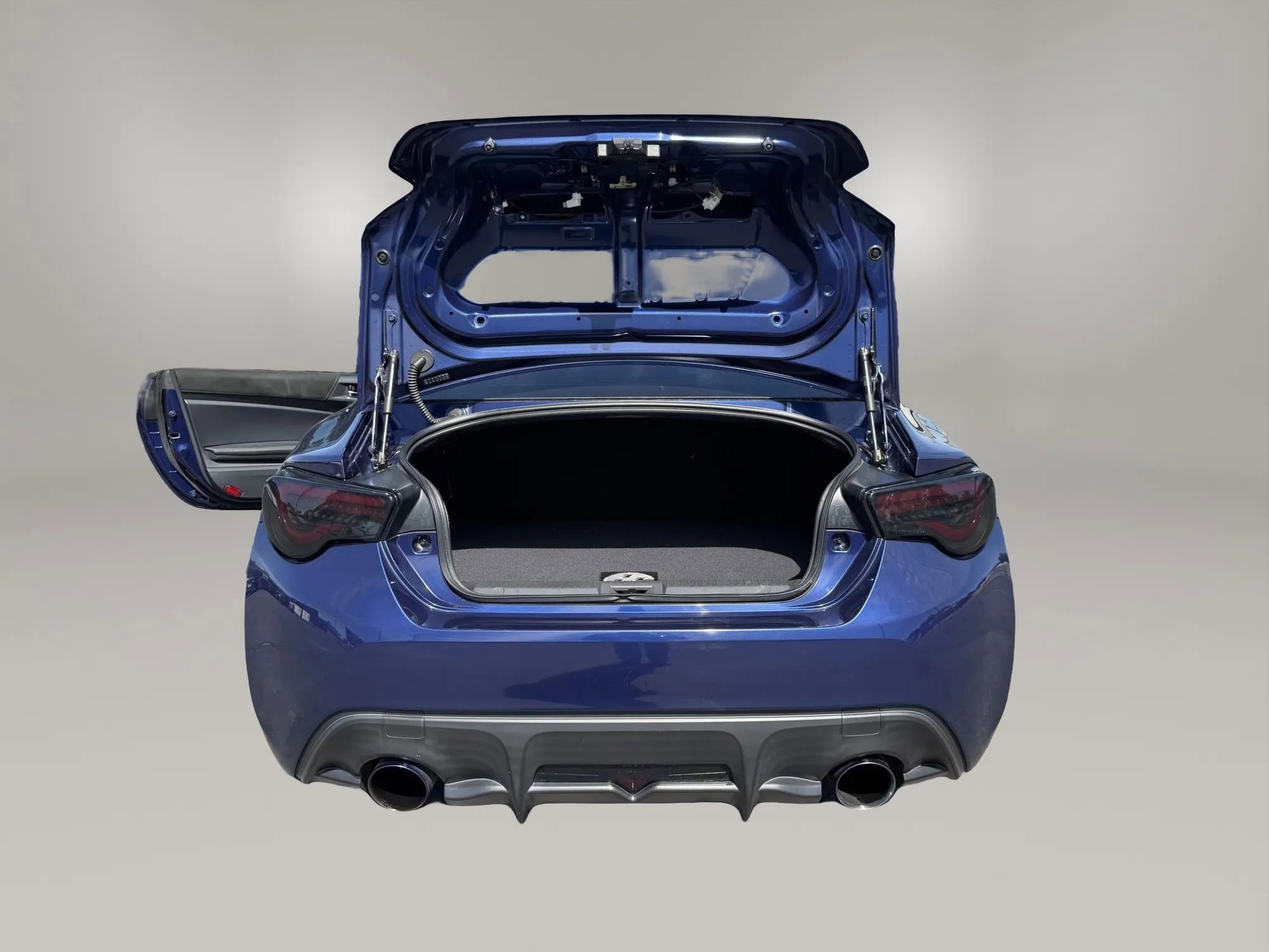 Used 2019 Toyota 86 RWD image 9
