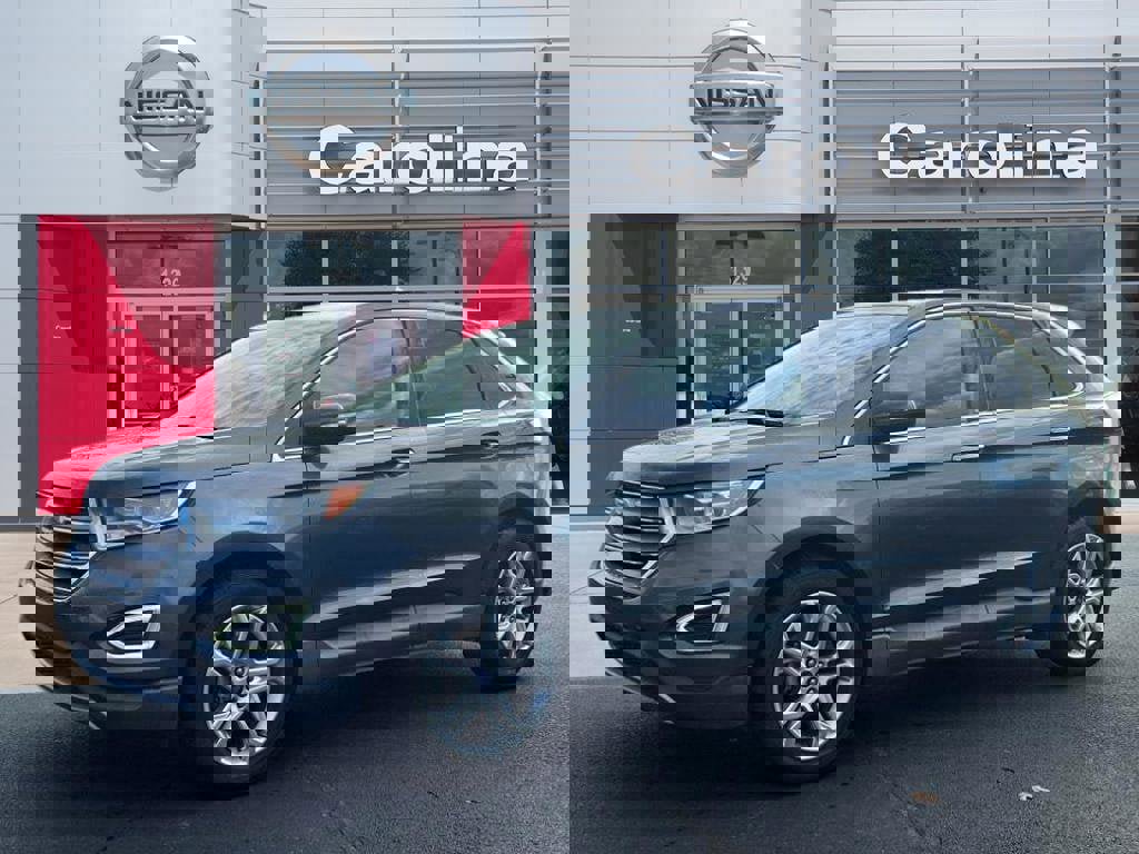 Used 2018 Ford Edge Titanium w/ Ford Safe & Smart Package image 3