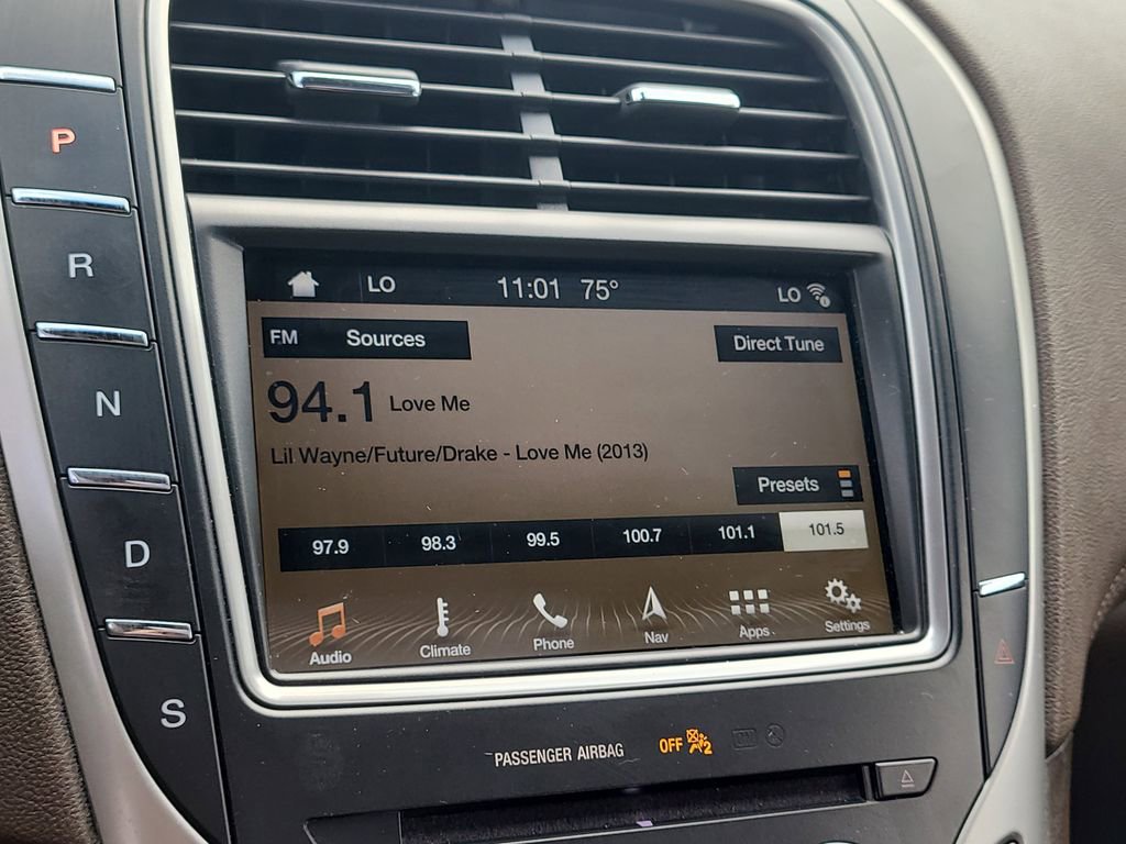 Used 2018 Lincoln MKX Reserve w/ Driver Assistance Package image 23