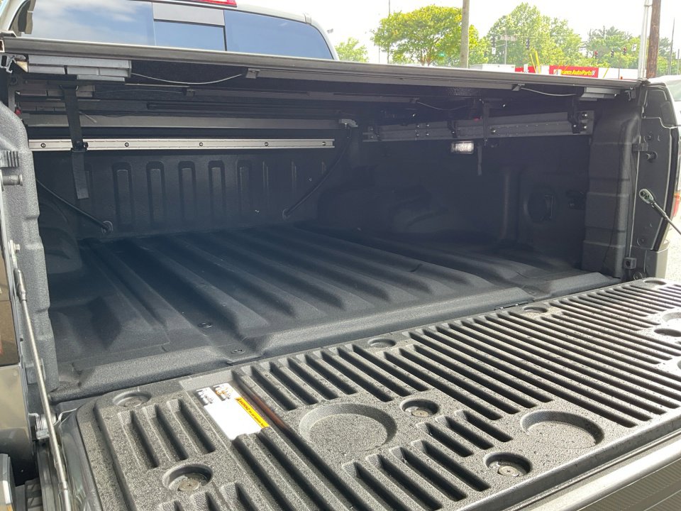 Used 2023 Nissan Frontier SV w/ SV Convenience Package AWD/4WD image 17