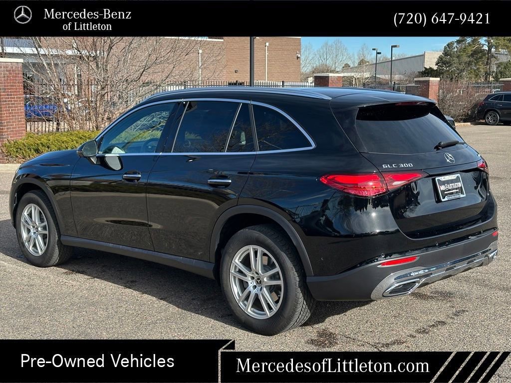 Certified 2025 Mercedes-Benz GLC 300 4MATIC image 4
