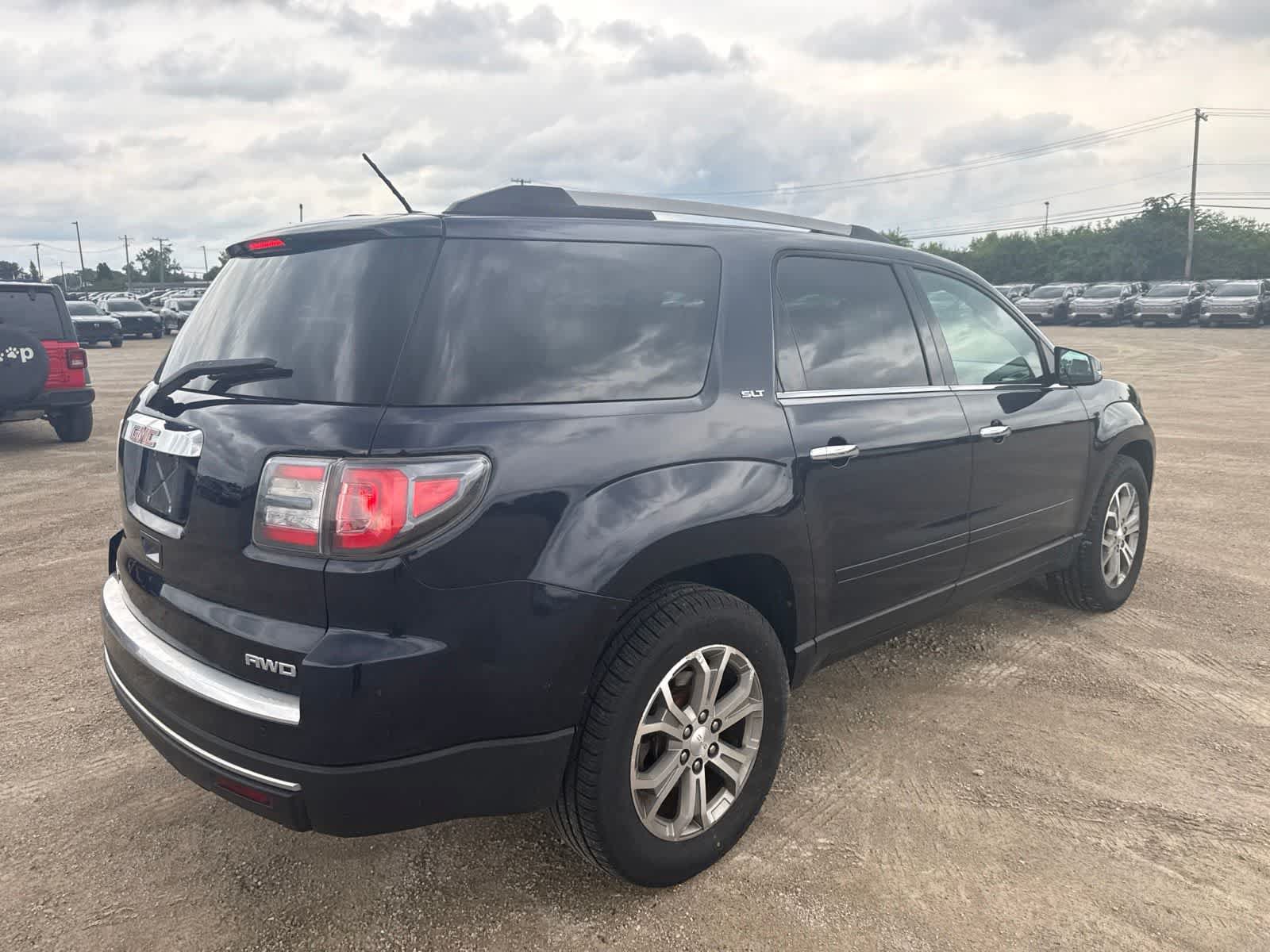 Used 2015 GMC Acadia SLT AWD/4WD image 3