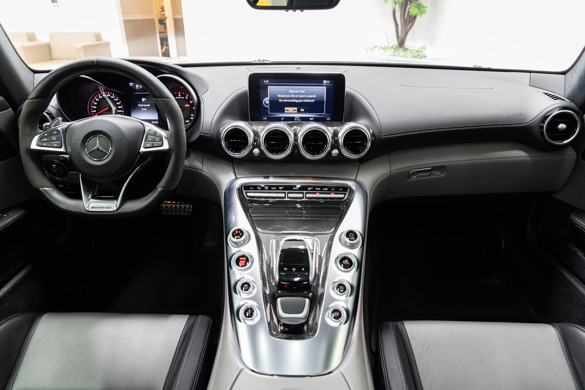 Used 2016 Mercedes-Benz AMG GT S w/ Exclusive Interior Package image 5