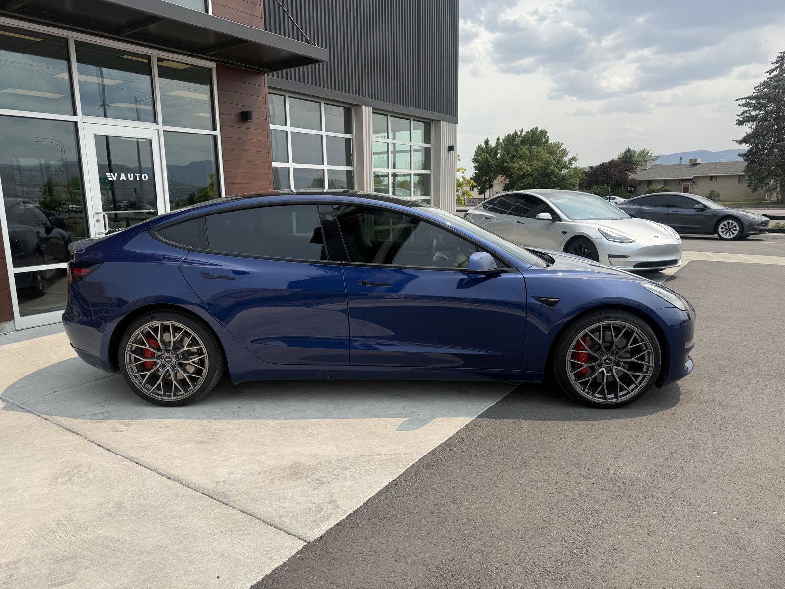 Used 2021 Tesla Model 3 Performance AWD/4WD image 9
