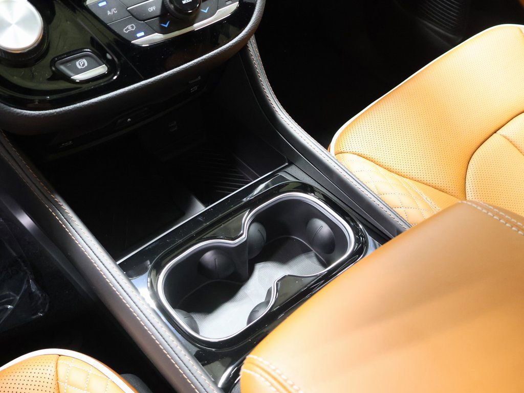 New 2026 Chrysler Pacifica Pinnacle w/ Trailer Tow Group image 28