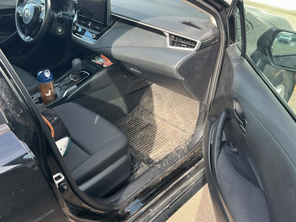 Used 2023 Toyota Corolla LE image 15