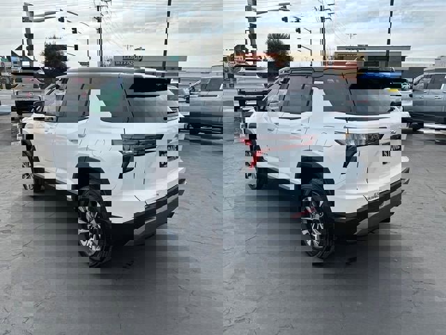 New 2026 Chevrolet Equinox LT image 7