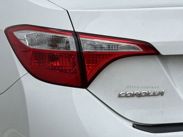 Used 2016 Toyota Corolla LE image 6
