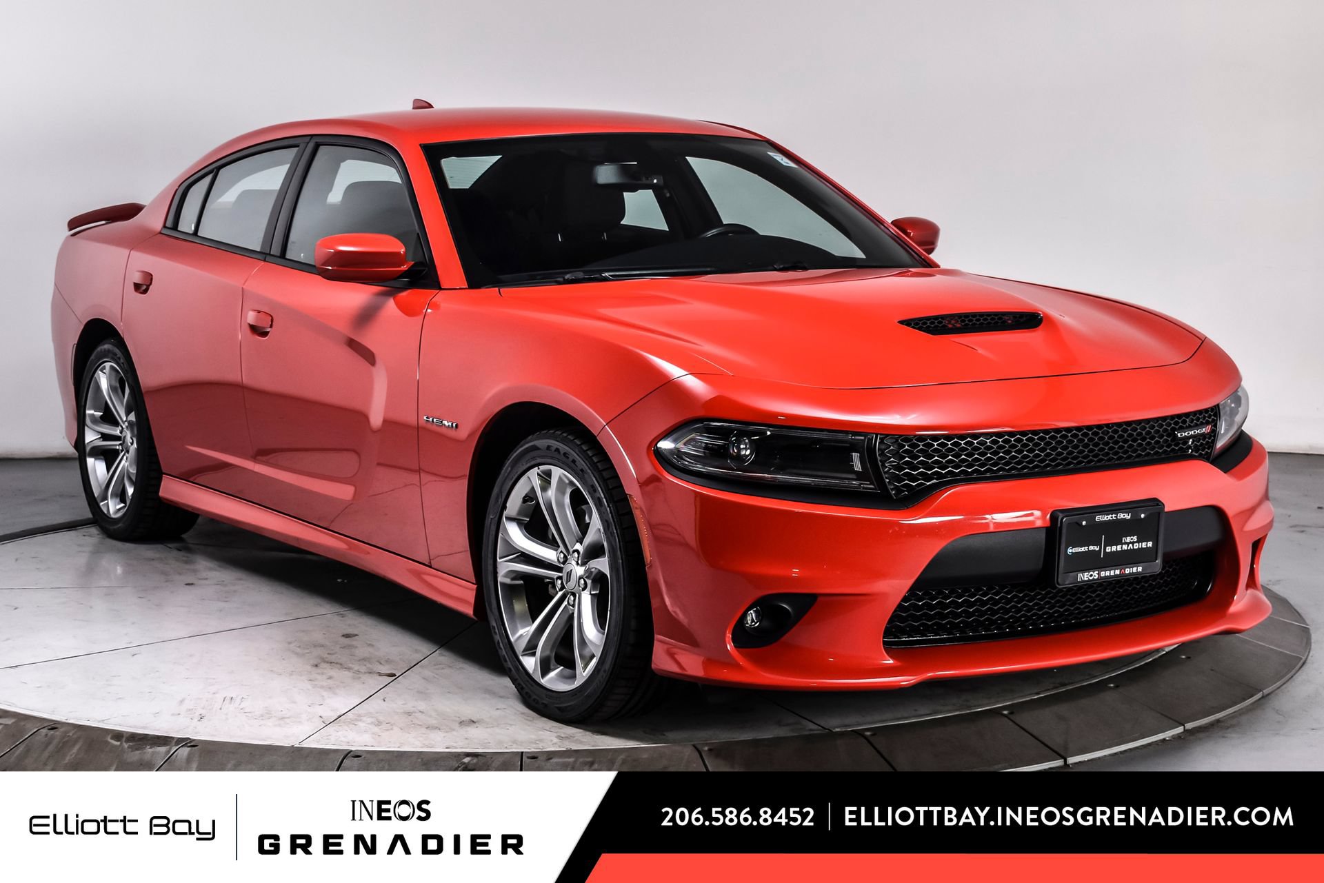 Used 2022 Dodge Charger R/T RWD image 1