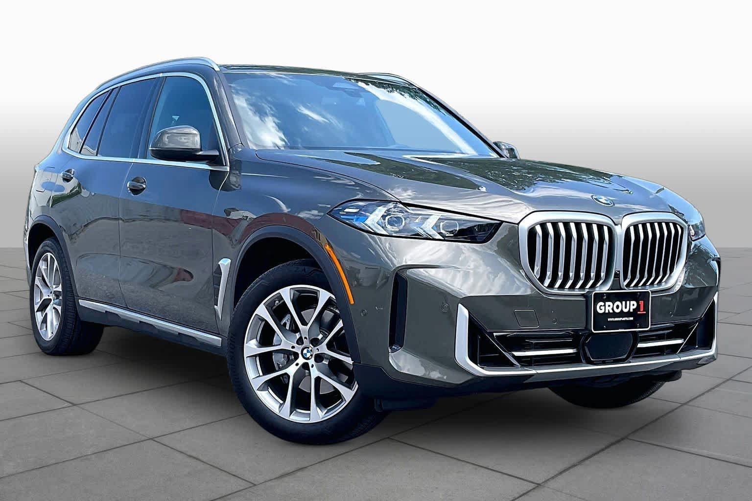 Used 2026 BMW X5 xDrive40i w/ Climate Comfort Package AWD/4WD image 2