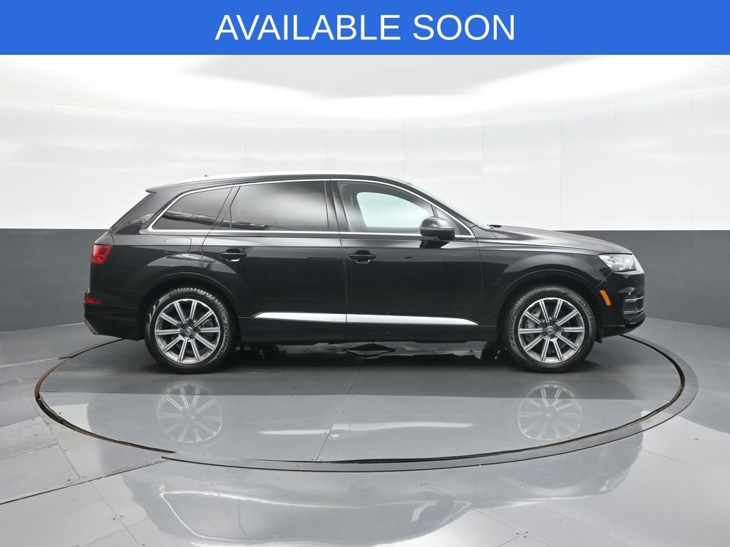 Used 2017 Audi Q7 3.0T Premium Plus w/ Premium Plus Package AWD/4WD image 8