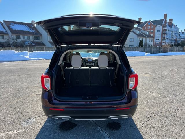 Certified 2022 Ford Explorer XLT w/ Equipment Group 202A image 21