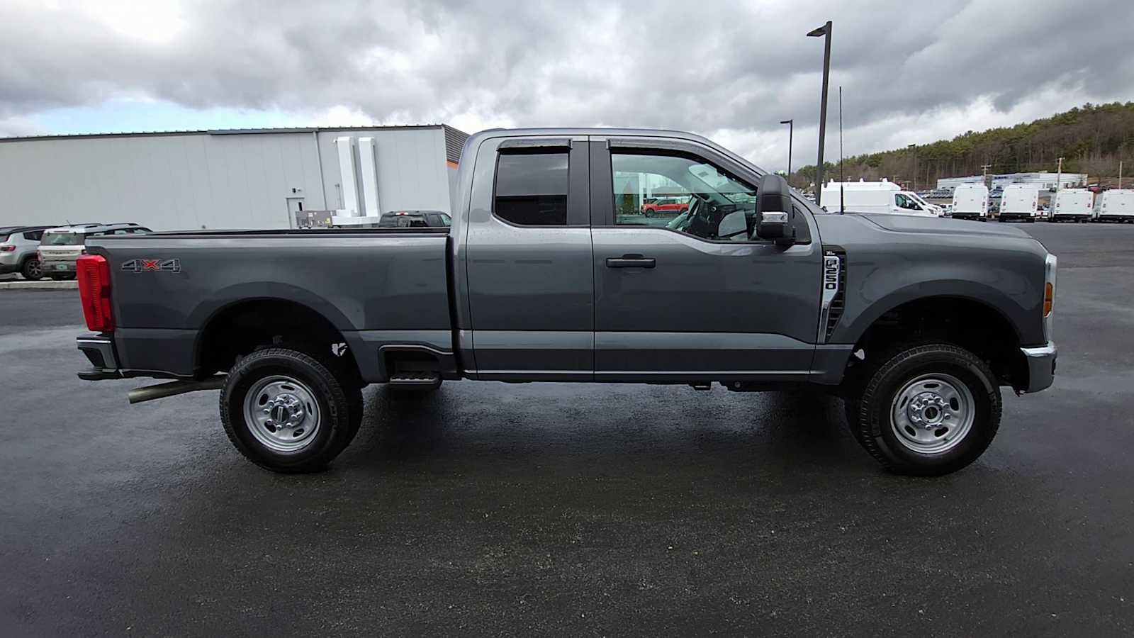 Used 2024 Ford F250 XL w/ Snow Plow Prep Package image 9