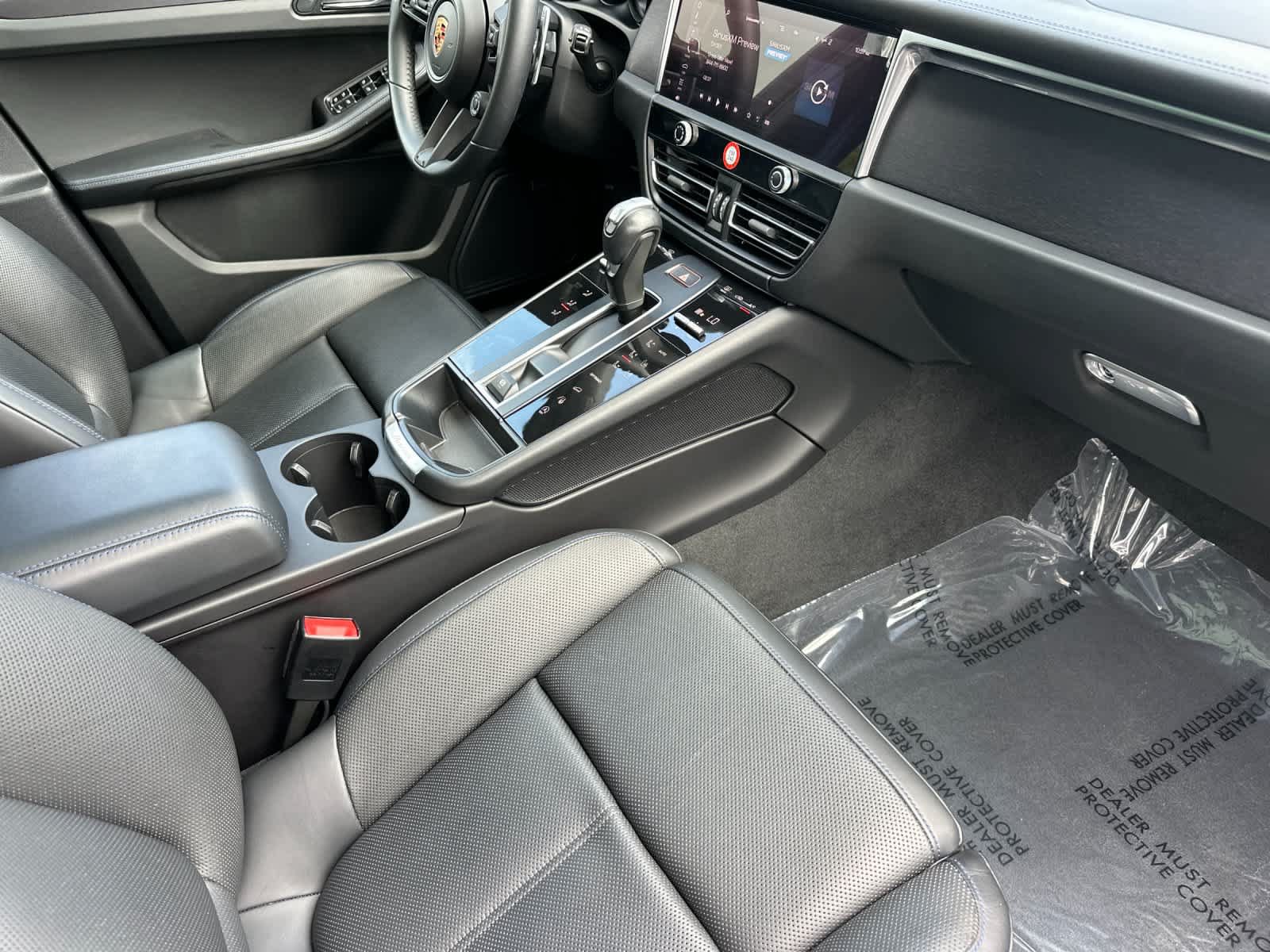 Certified 2023 Porsche Macan GTS AWD/4WD image 17