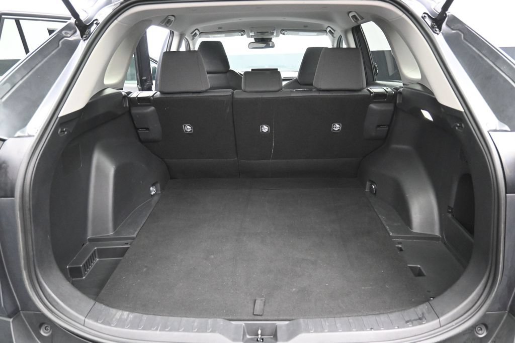 Certified 2025 Toyota RAV4 XLE AWD/4WD image 29