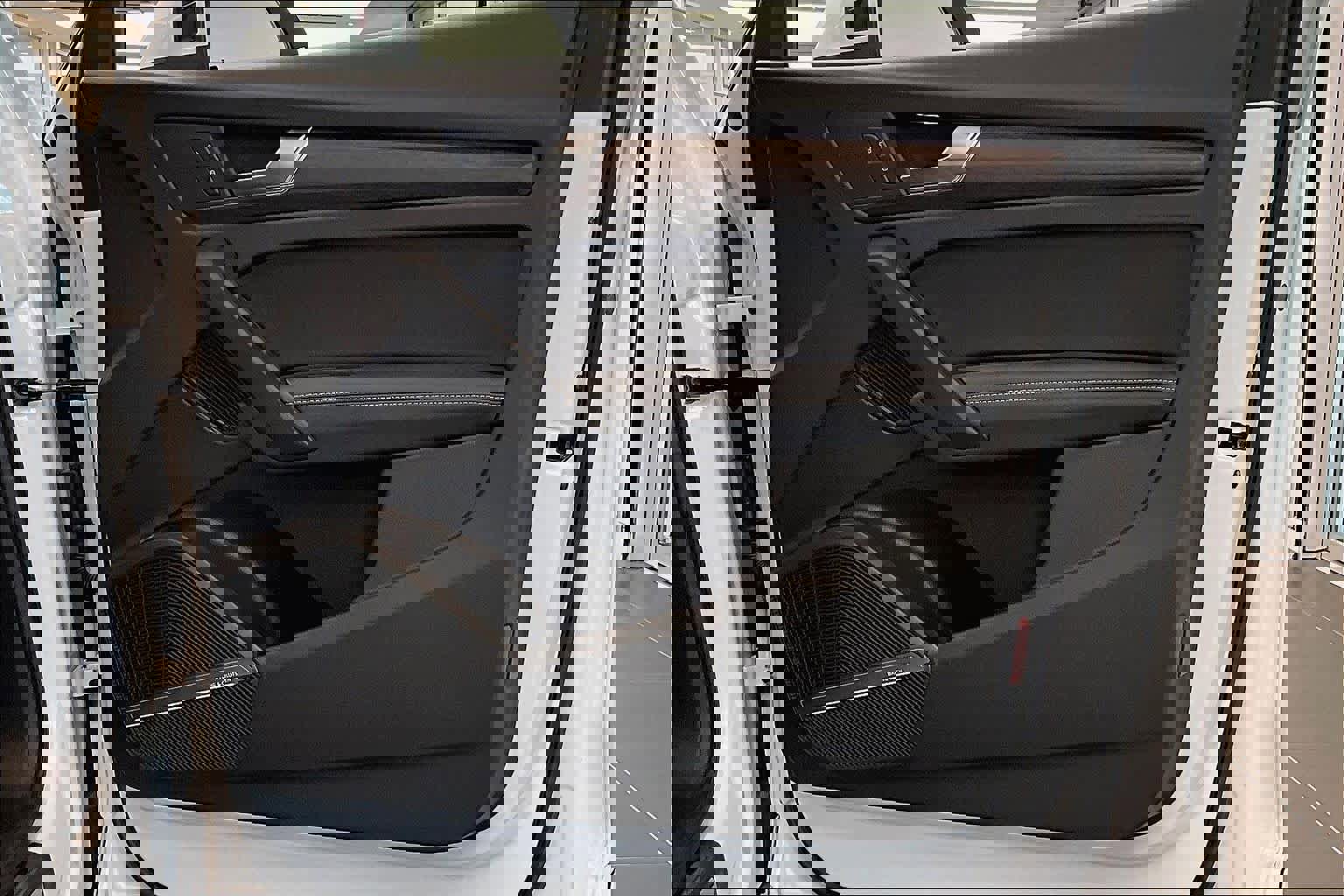 Certified 2025 Audi Q5 e Premium Plus image 22