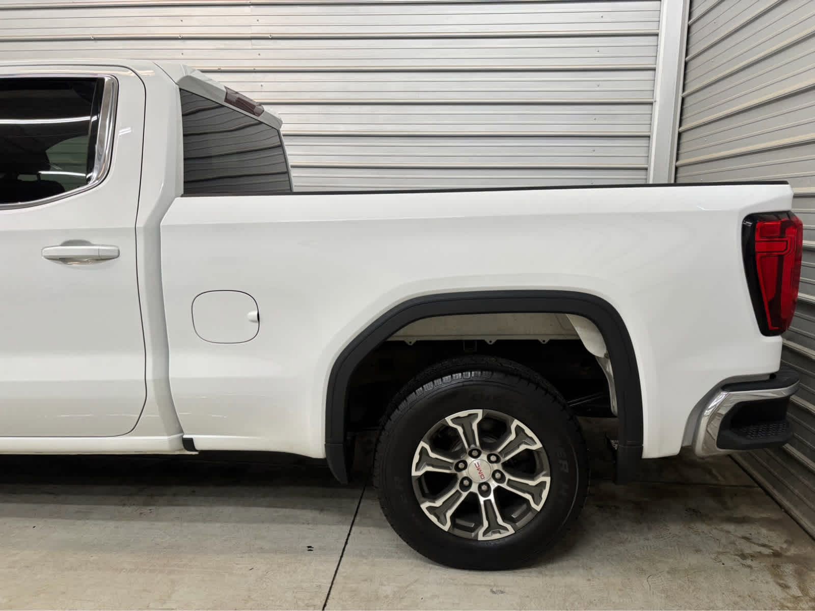 Used 2019 GMC Sierra 1500 SLE w/ Trailering Package RWD image 5