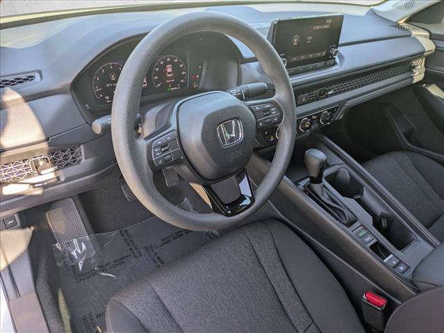 Used 2025 Honda Accord SE image 10