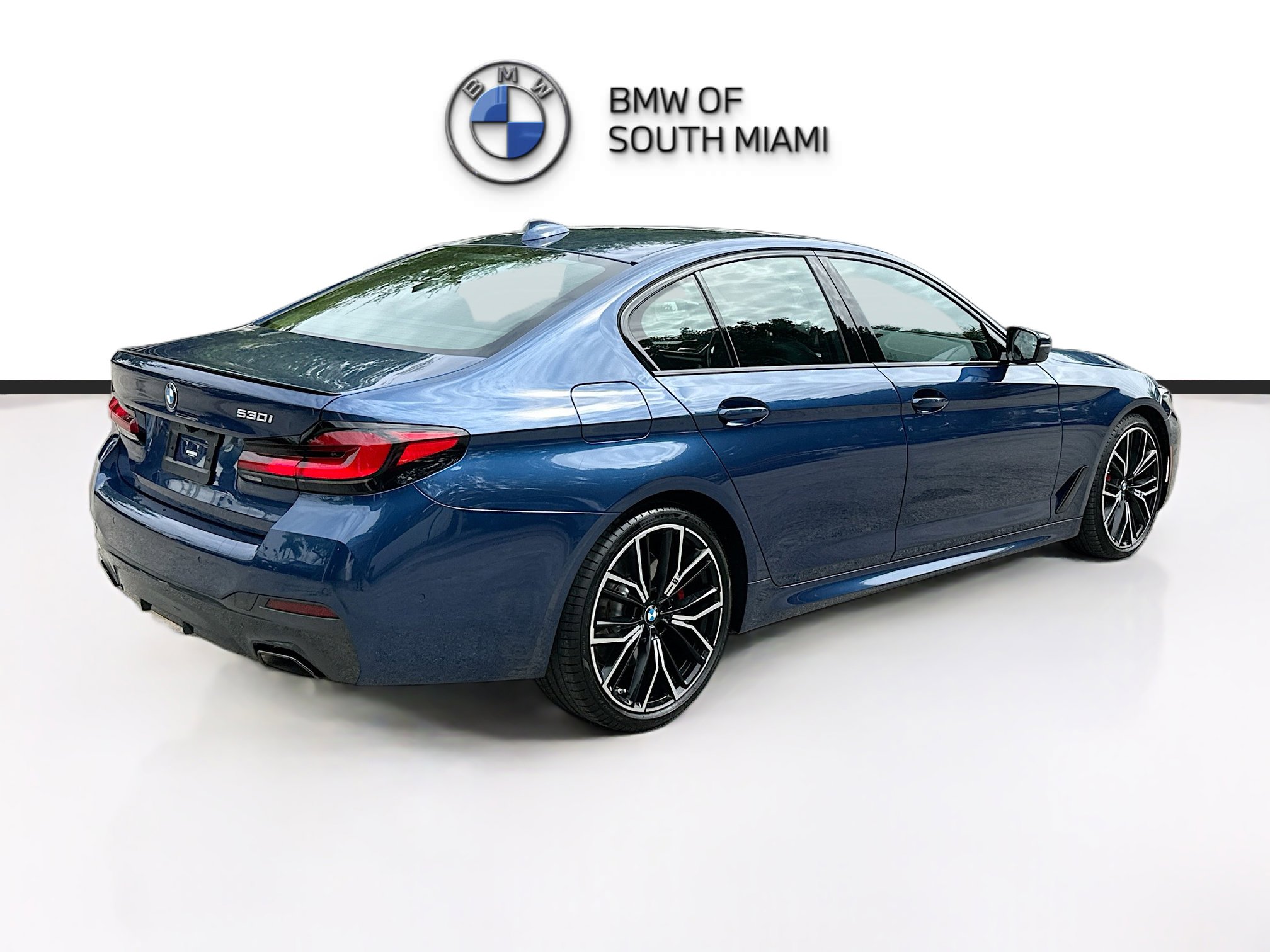 Certified 2023 BMW 530i w/ M Sport Package image 7