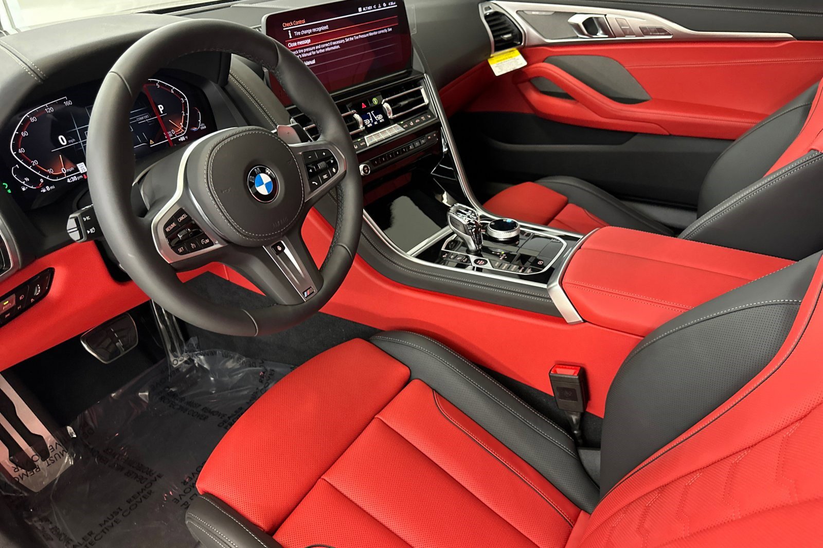 New 2026 BMW 840i Coupe w/ M Sport Professional Package RWD image 4