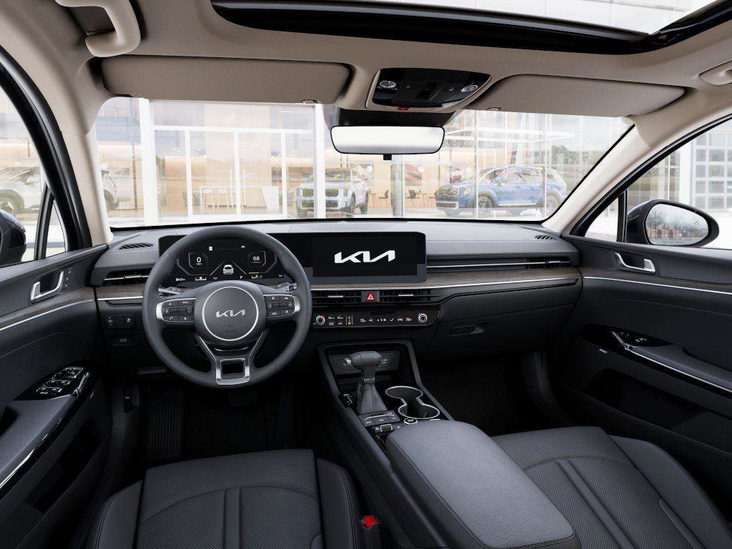 New 2026 Kia K5 EX image 15