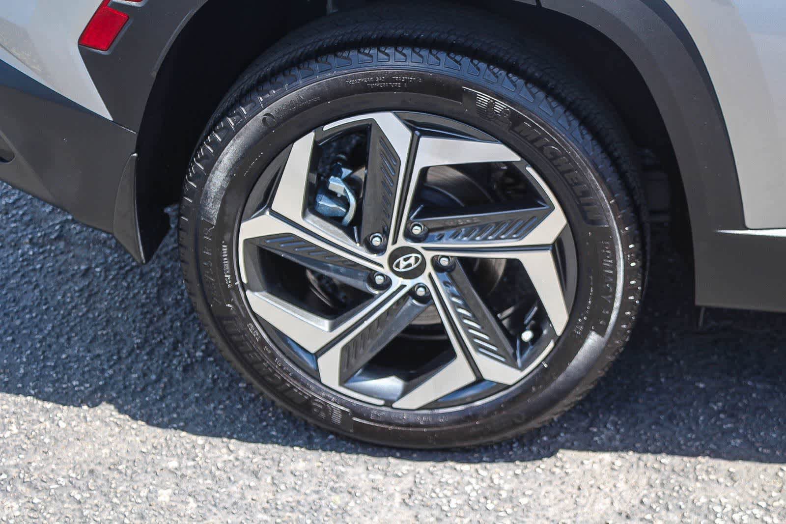 Certified 2023 Hyundai Tucson SEL w/ Convenience Package AWD/4WD image 12