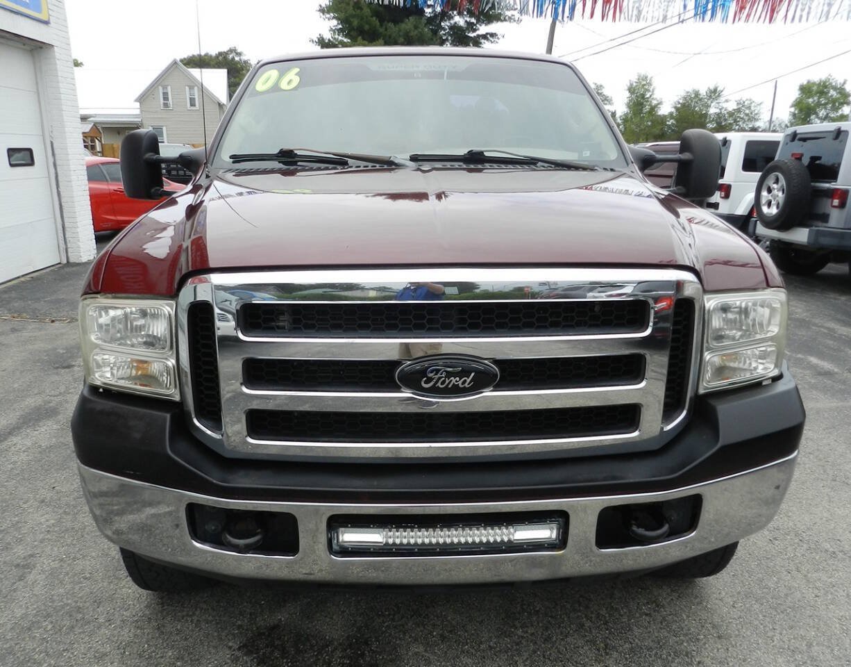 Used 2006 Ford F250 XLT AWD/4WD image 4