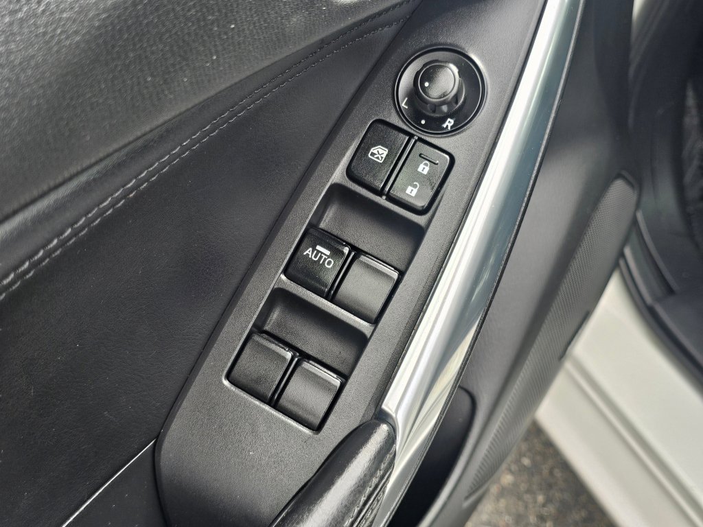 Used 2014 MAZDA MAZDA6 Touring w/ Touring Technology Package image 31