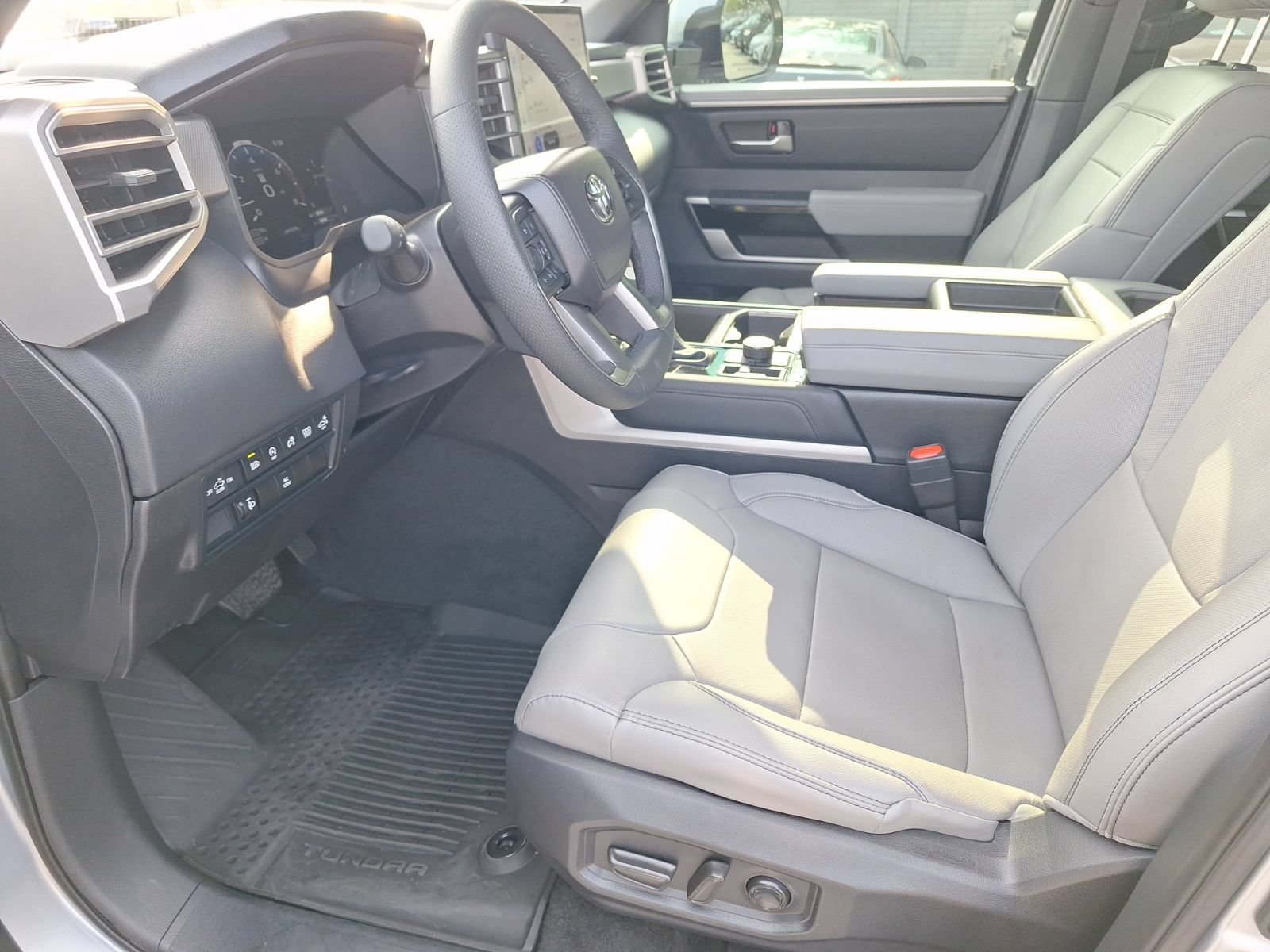 Used 2026 Toyota Tundra Limited w/ Power Package AWD/4WD image 16