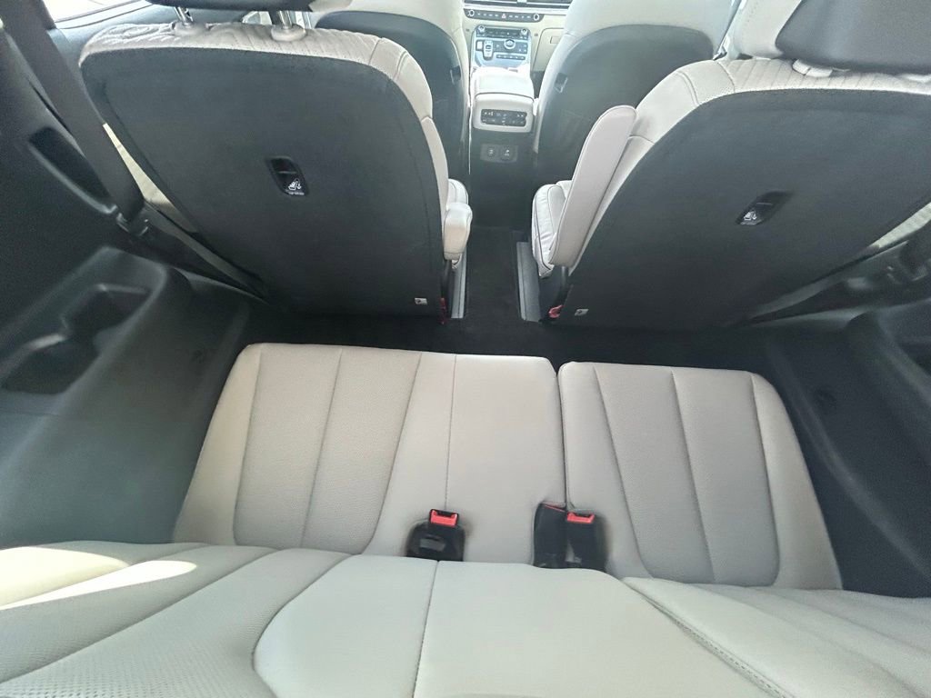 Used 2023 Hyundai Palisade Calligraphy image 40