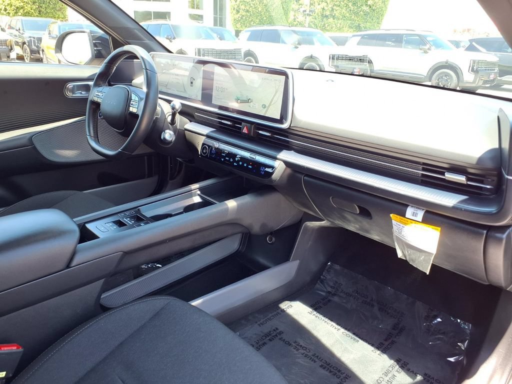 Used 2024 Hyundai Ioniq 6 SE RWD image 15